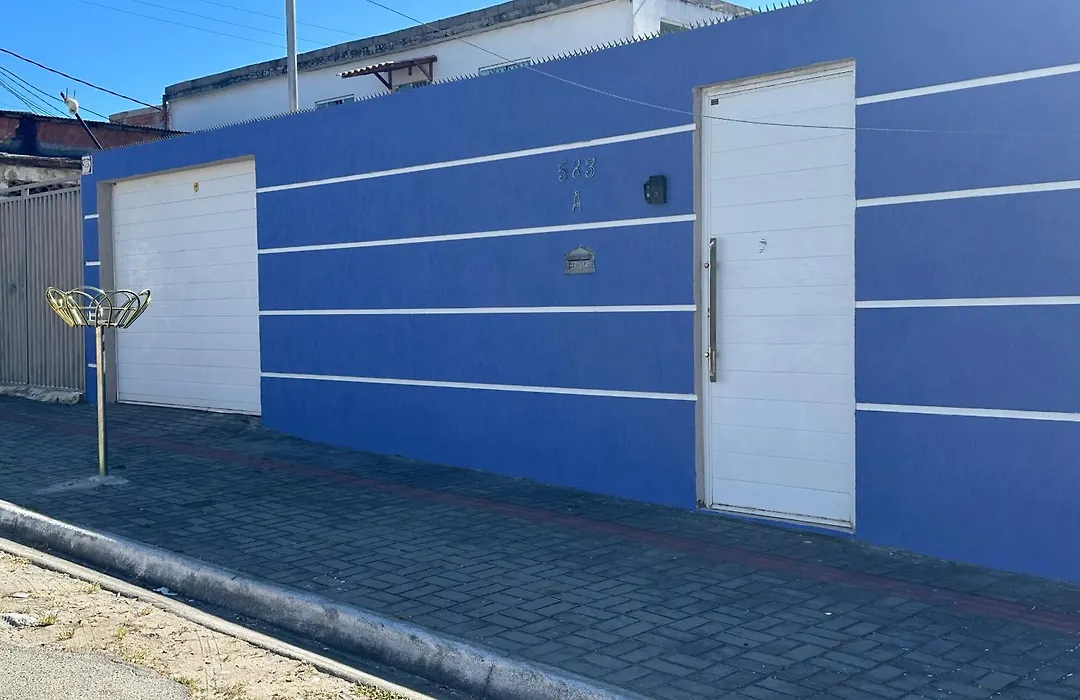 Casa em Cabo Frio - piscina e churrasqueira, 02 quartos-1