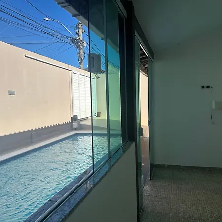 Casa em Cabo Frio - piscina e churrasqueira, 02 quartos-2